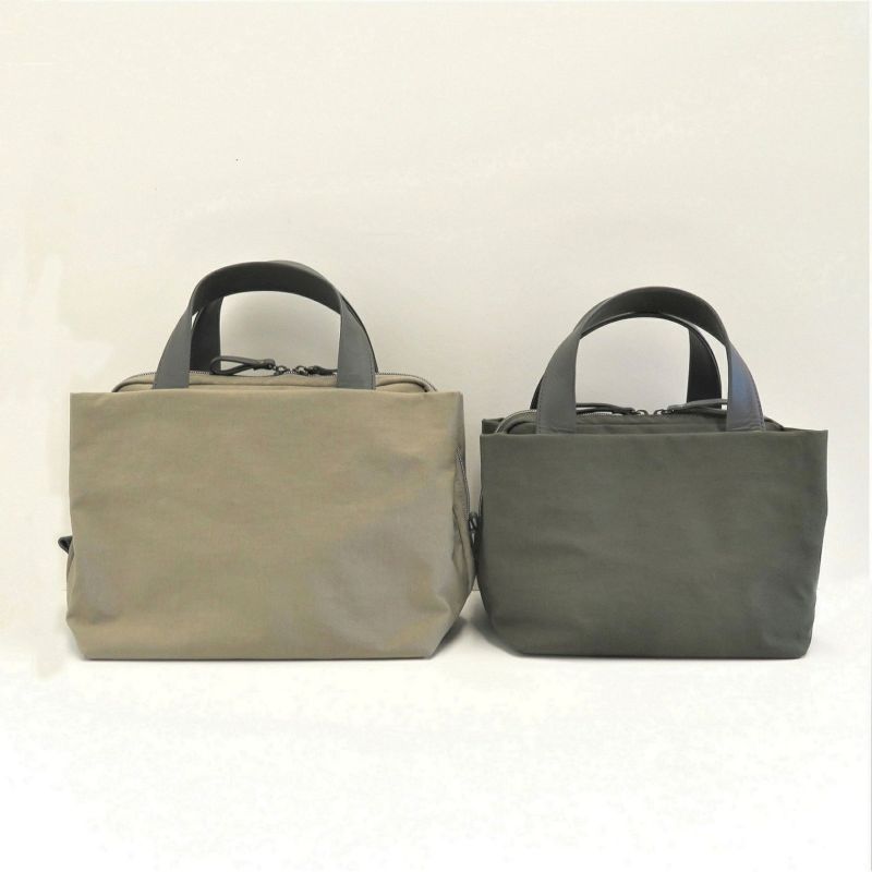 左：tre boston　右：当商品tre tote