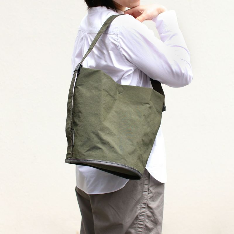 TUTUMU Bucket | 豊岡鞄公式オンラインストア - Artisan