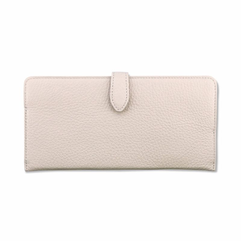 実物はもう少し暖色です