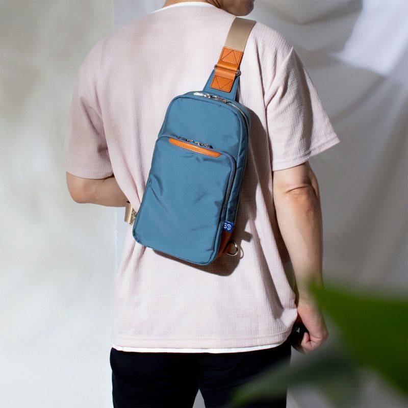 ボディバッグ - 初音ミク JAPAN TOUR 2025 OFFICIAL GOODS STORE